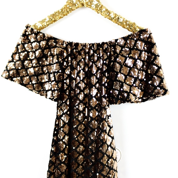 Gold Off the Shoulder Bodycon Sequin Party Dress - Picture 8 of 8